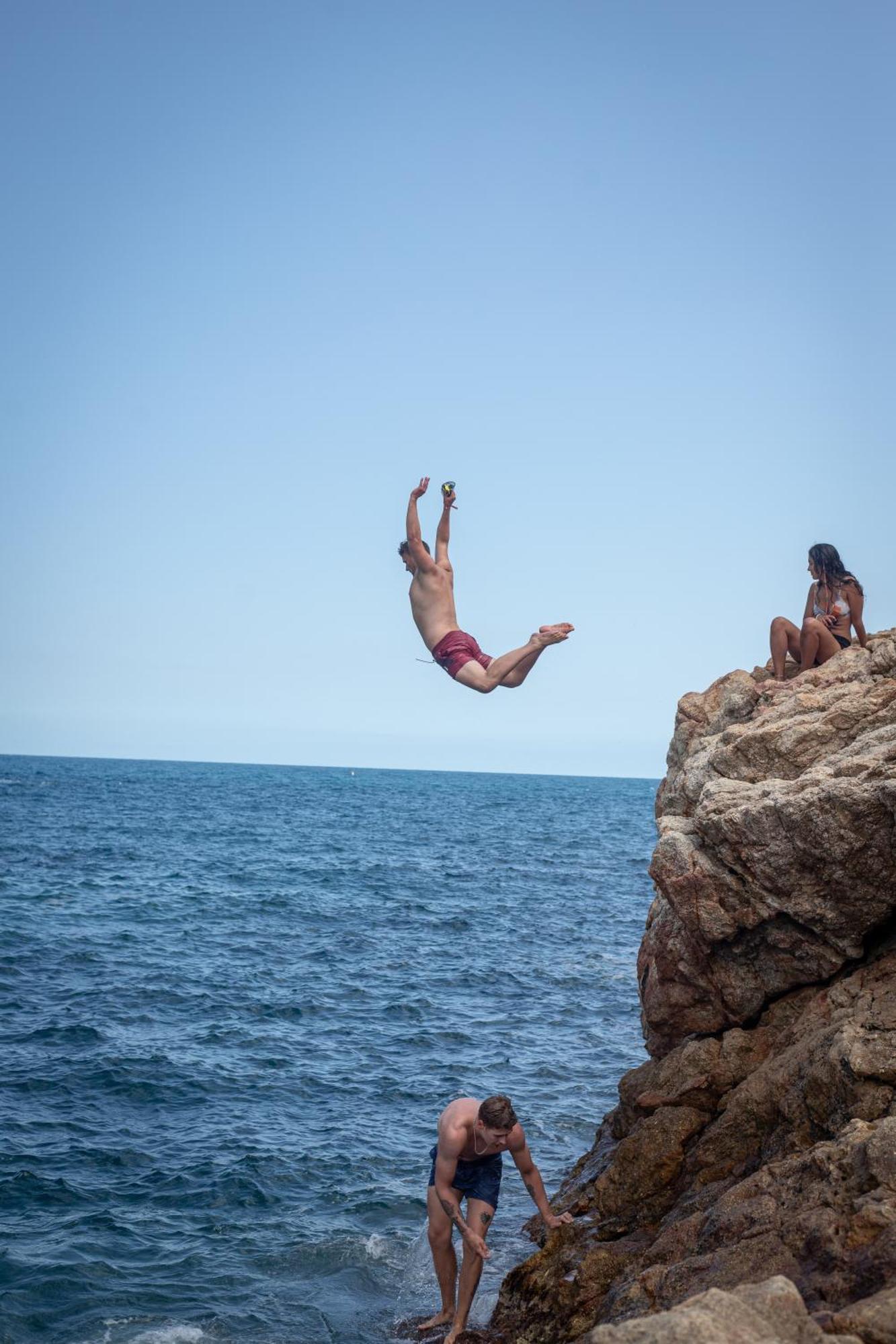 Mana Mana Youth Hostel Tossa de Mar Buitenkant foto