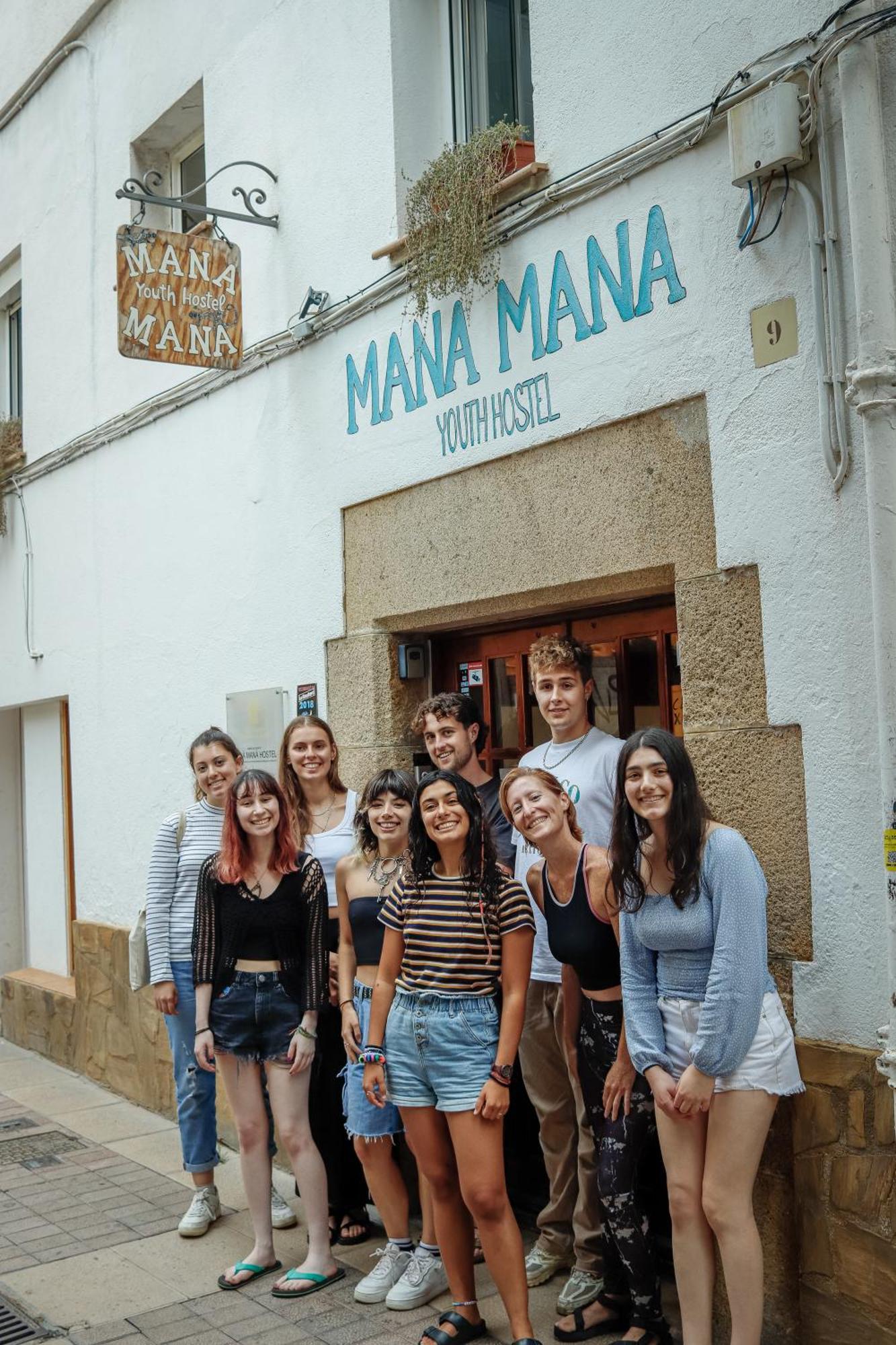 Mana Mana Youth Hostel Tossa de Mar Buitenkant foto